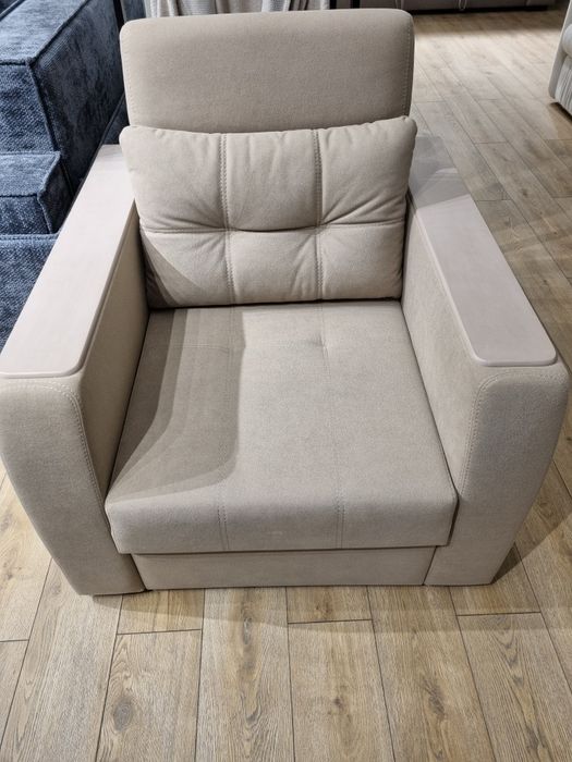 Fotoliu cu tetiera reglabila