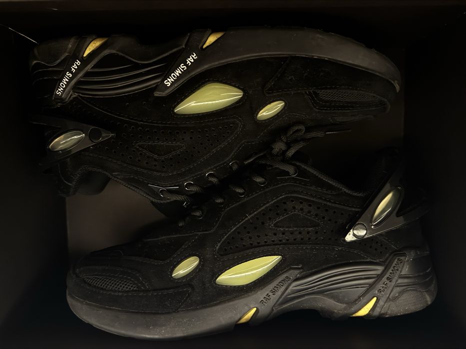 Raf Simons Cylon 21