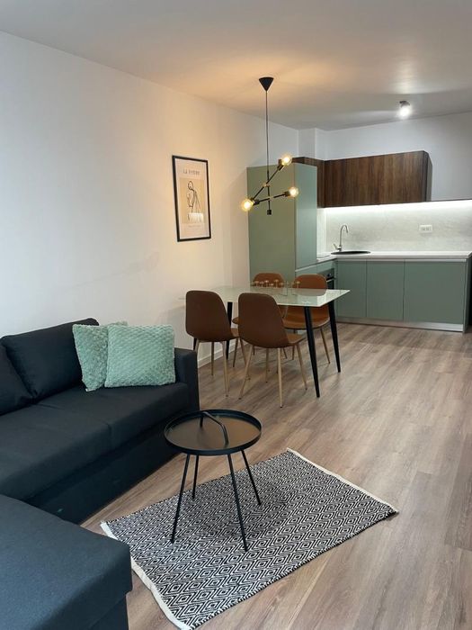 Дава се под наем Двустаен апартамент в Пловдив, Младежки Хълм - 67 кв.м за 600 € - Снимка #2