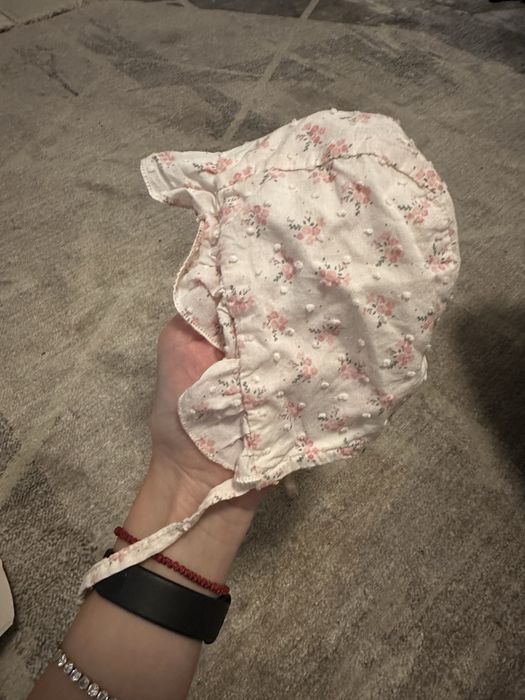 Caciulite nou nascuti