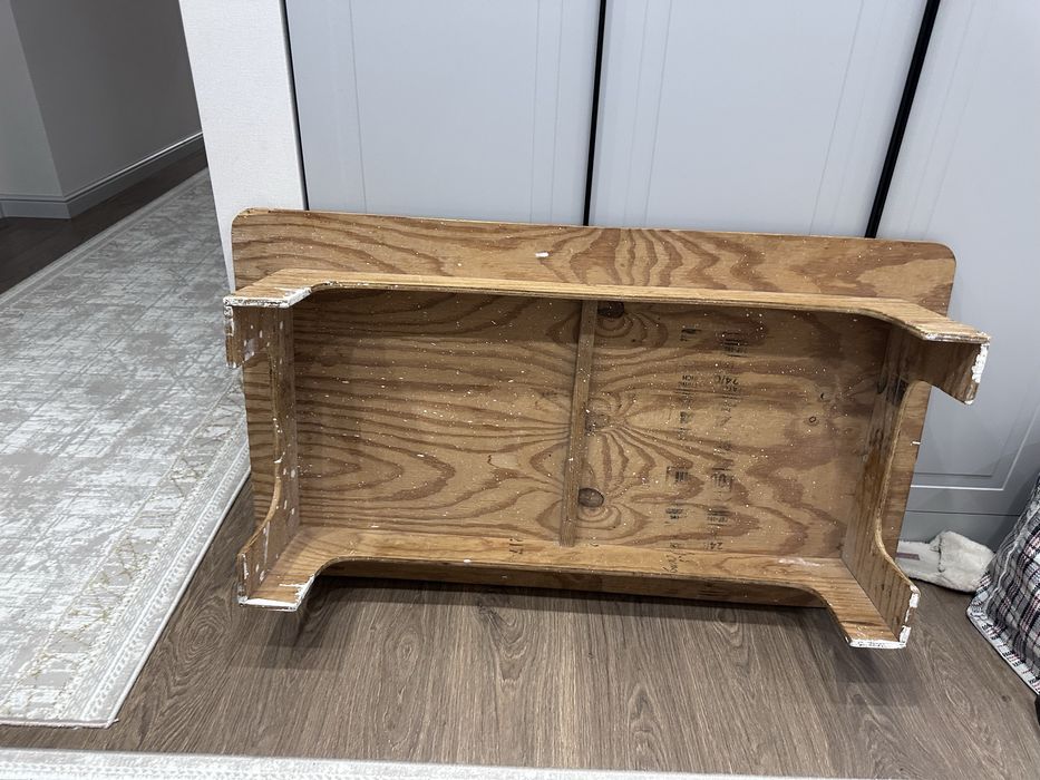 продается жер стол