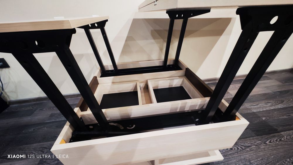 Функционална холна маса