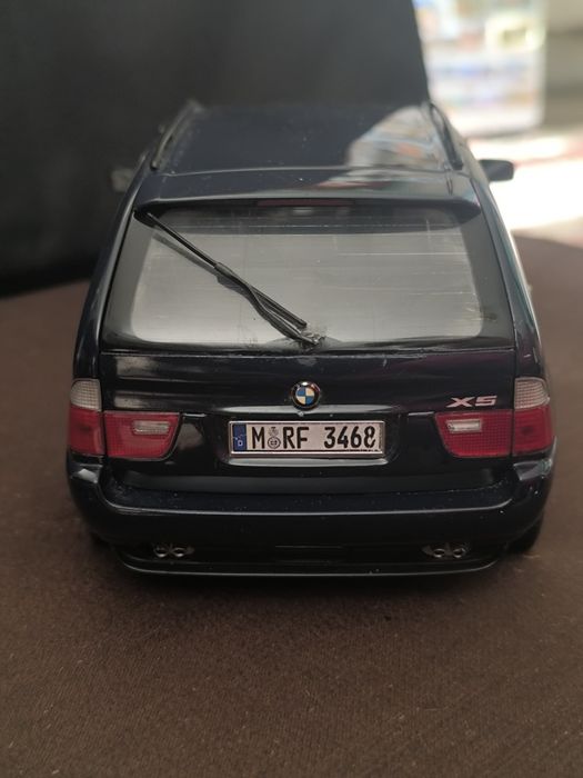 BMW X5 e53 kyosho 1:18
