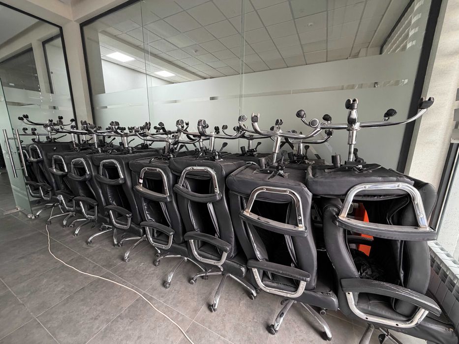 Офисные кресла оптом