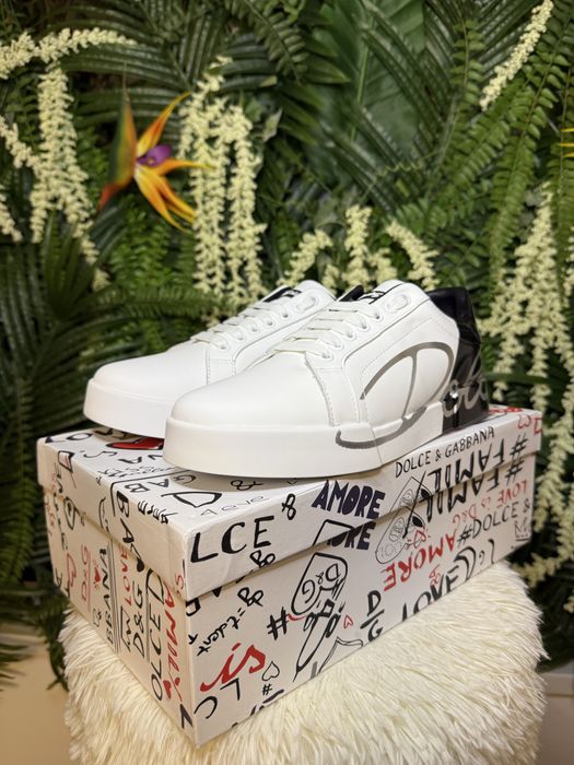 Dolce Gabbana Portofino Black White