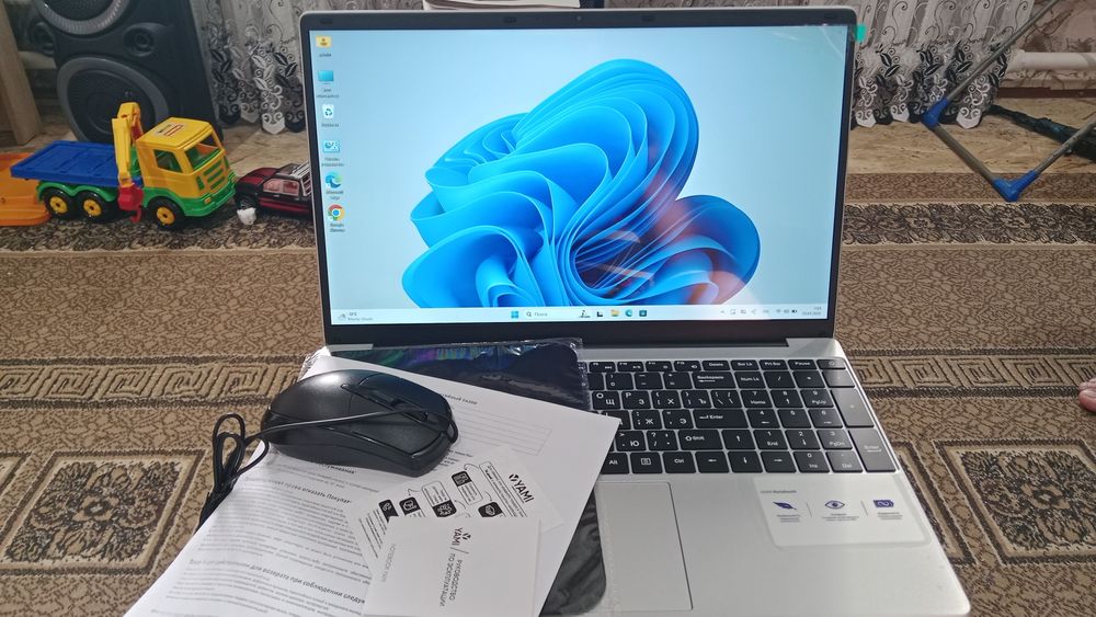 Продам абсолютно новый ноутбук