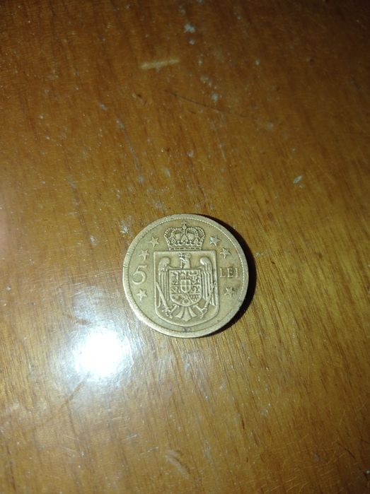 Moneda rara de 5 lei din 1930 cu Mihai I copil