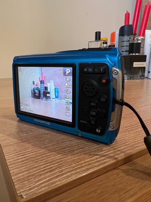 Устойчив фотоапарат Olympus Tough 14 Mp с подаръци