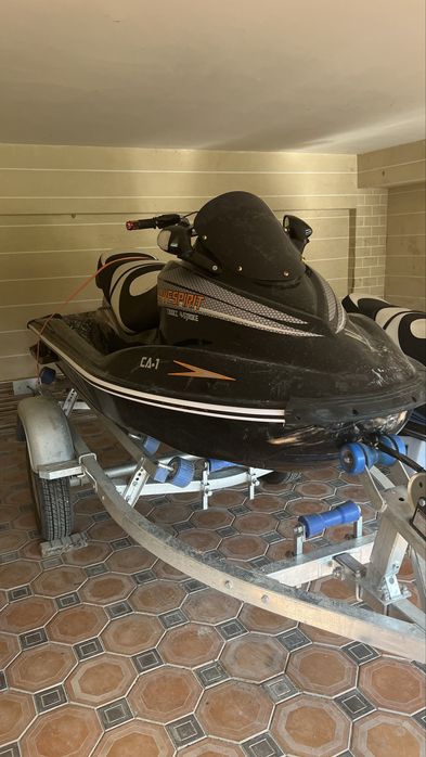 Продам гидроцикл Jet Sky