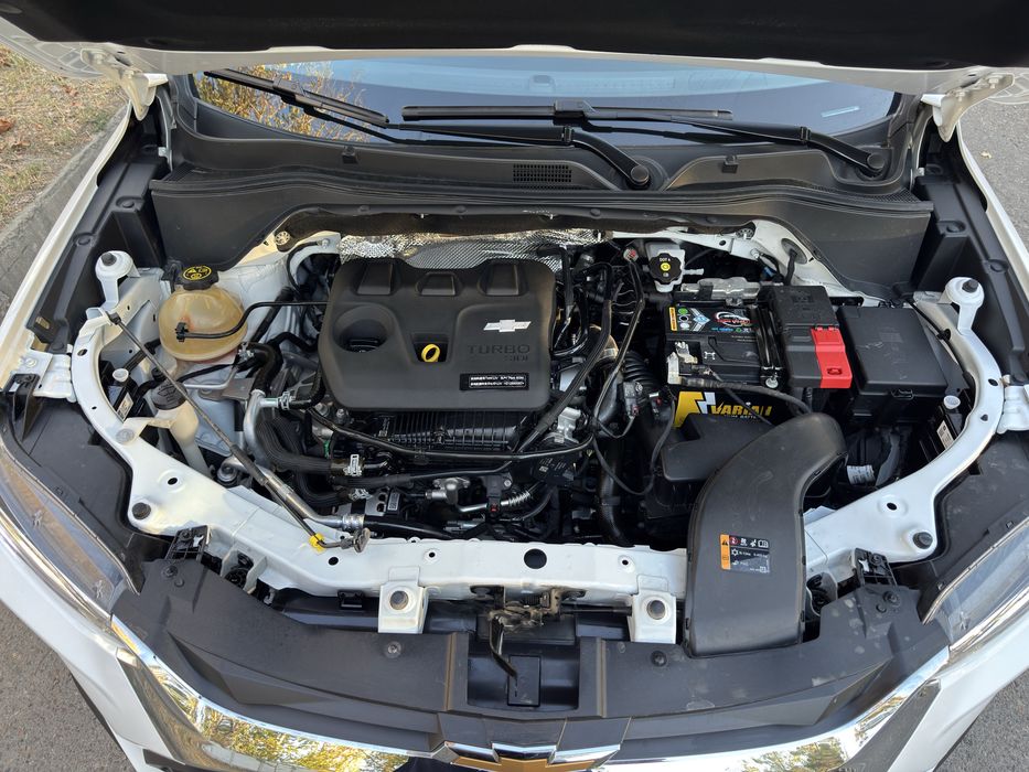 Chevrolet Tracker 2 premier ( Xitoy ]