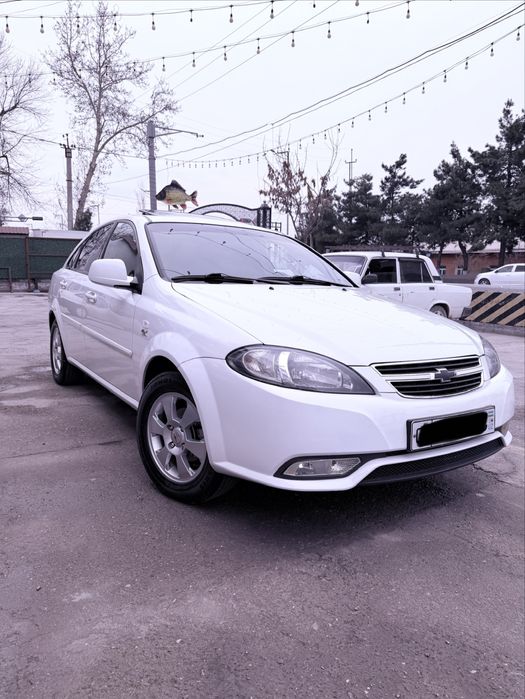 Jentra 3 pozitsiya aftomat luyk