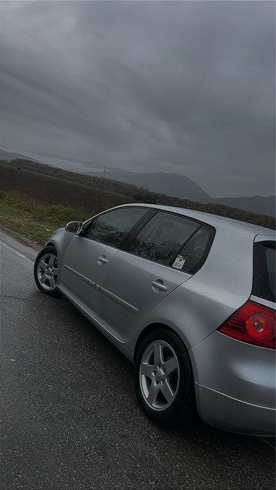 VW golf 5 2.0 TDI 140 к.с(184 856) Обслужен на време ,напълно реално километри ,готов за каране ,подържан и здрав автомобил   +спортно окачване