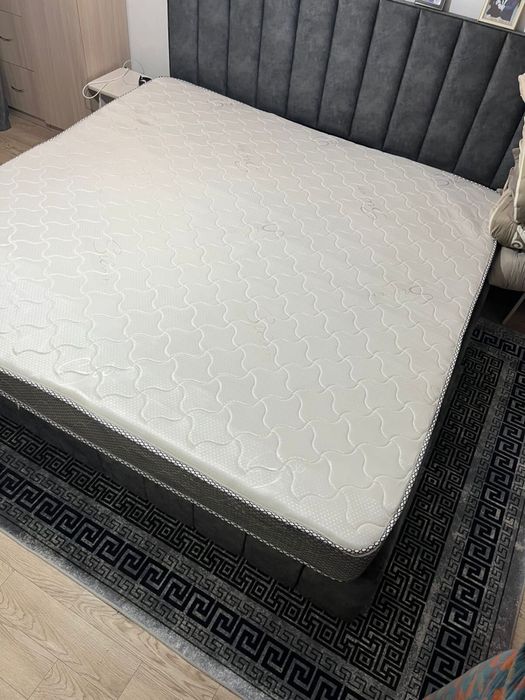 Продам матрас 200/200