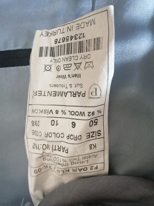 Продам мужской костюм