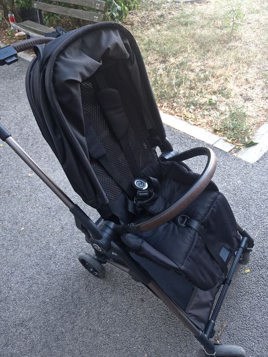 Бебешка количка Cybex Melio Crabon