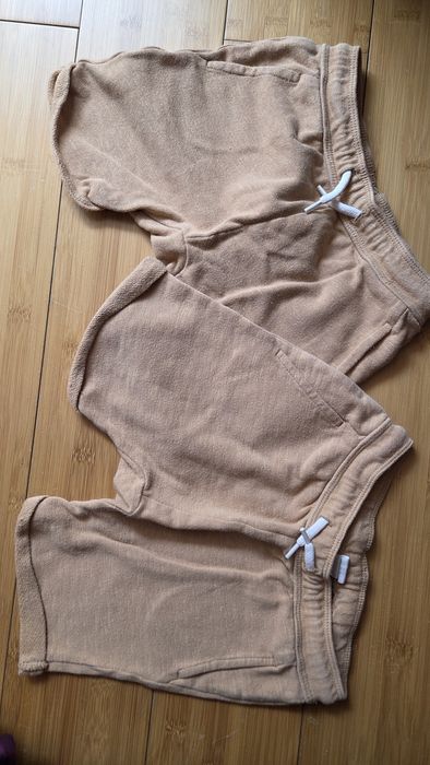 Pantaloni scurți H&M. Marime 92 cm
