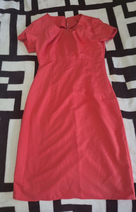 Женская одежда, платья, джинсы и т.д.