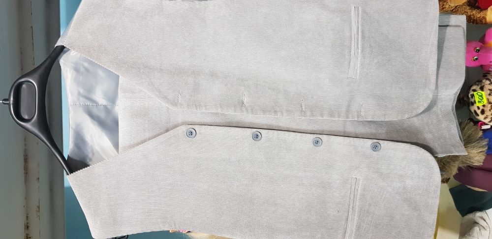 Продам вельветовый костюм