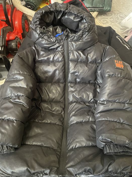 Продам куртки на мальчика
