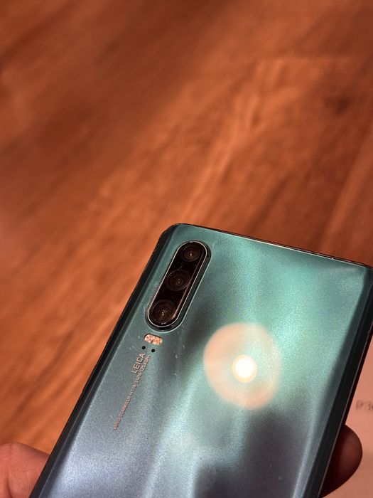Huawei P30 128gb (nu este varianta lite sau p30 pro)