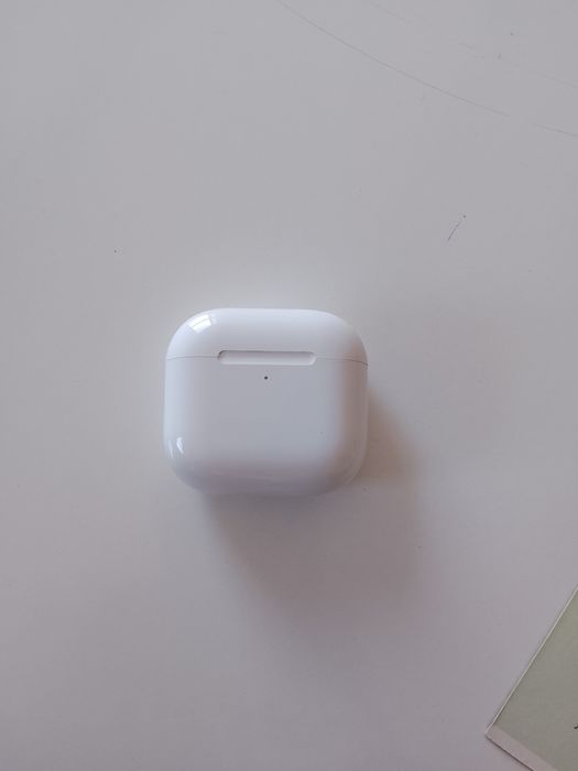 Наушники продаю срочно