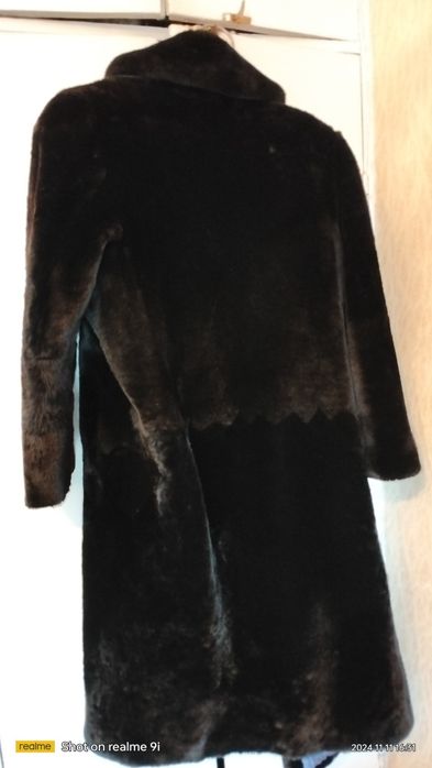 Полушубок, цигейковая шуба мутон