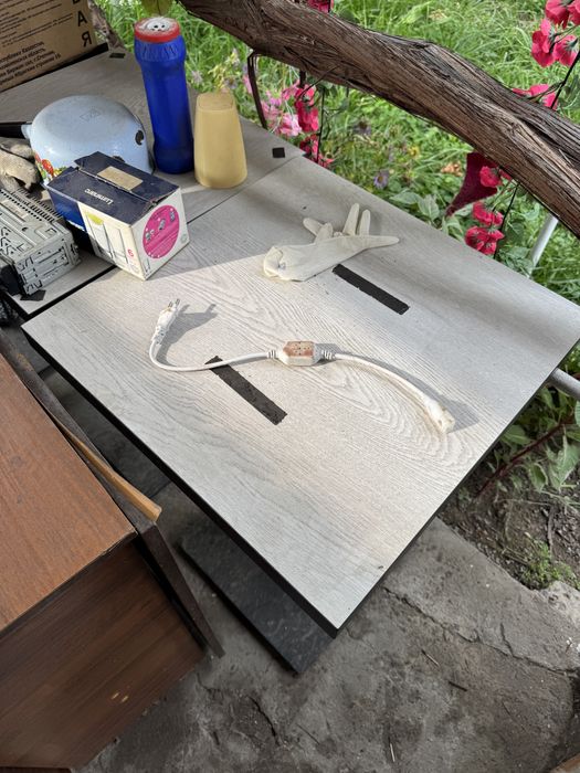 Продам столики (столы)