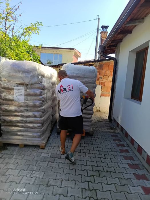 Слънчогледови  и дървесни пелети