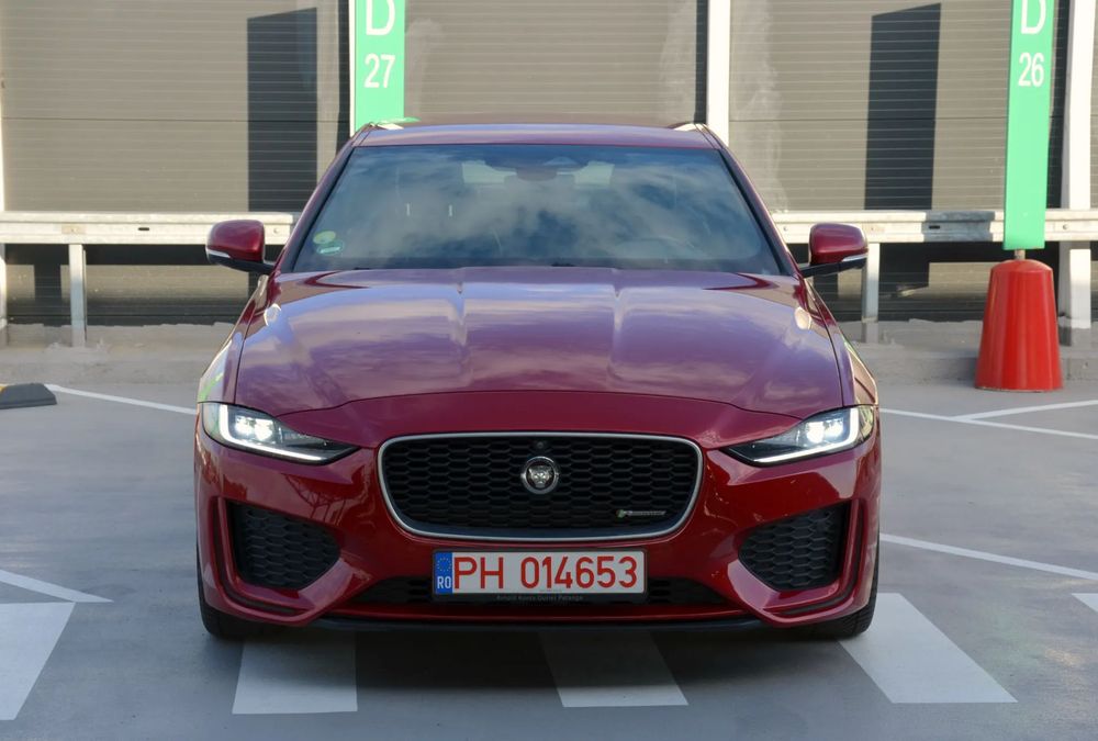 Jaguar E-Pace R-sport HSE ,Cockpit plasme , camera marșarier,panoramic