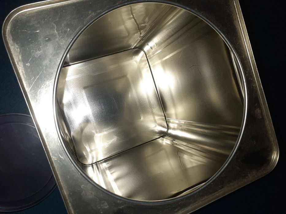 Тенекии за съхранение на мед и друго