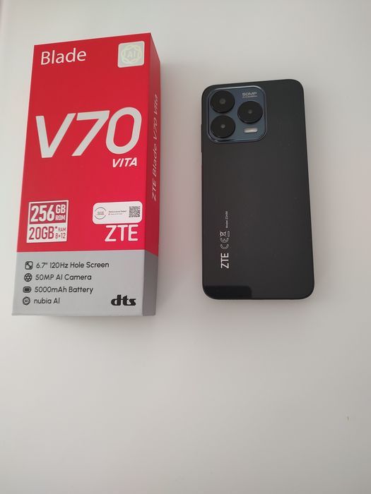 Телефон ZTE Blade V70