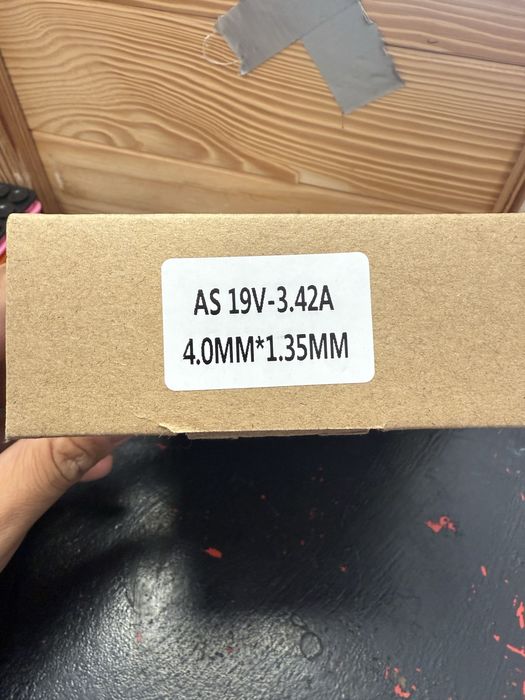 Зарядно за лаптоп ASUS 19V 3.42A 65W