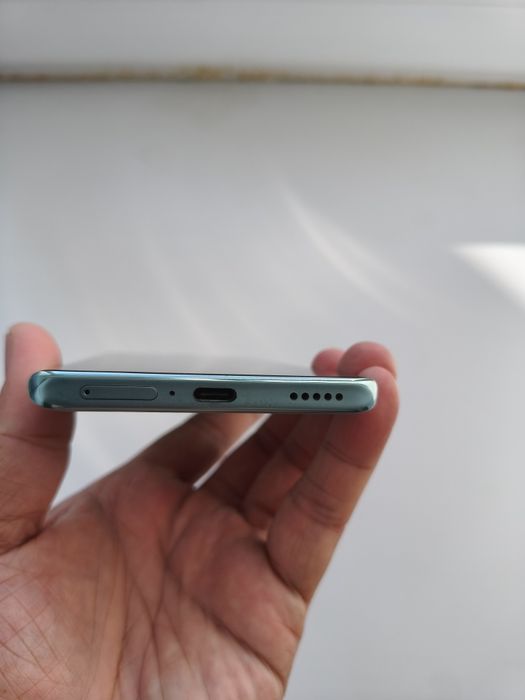 Продаю смартфон Honor X9C