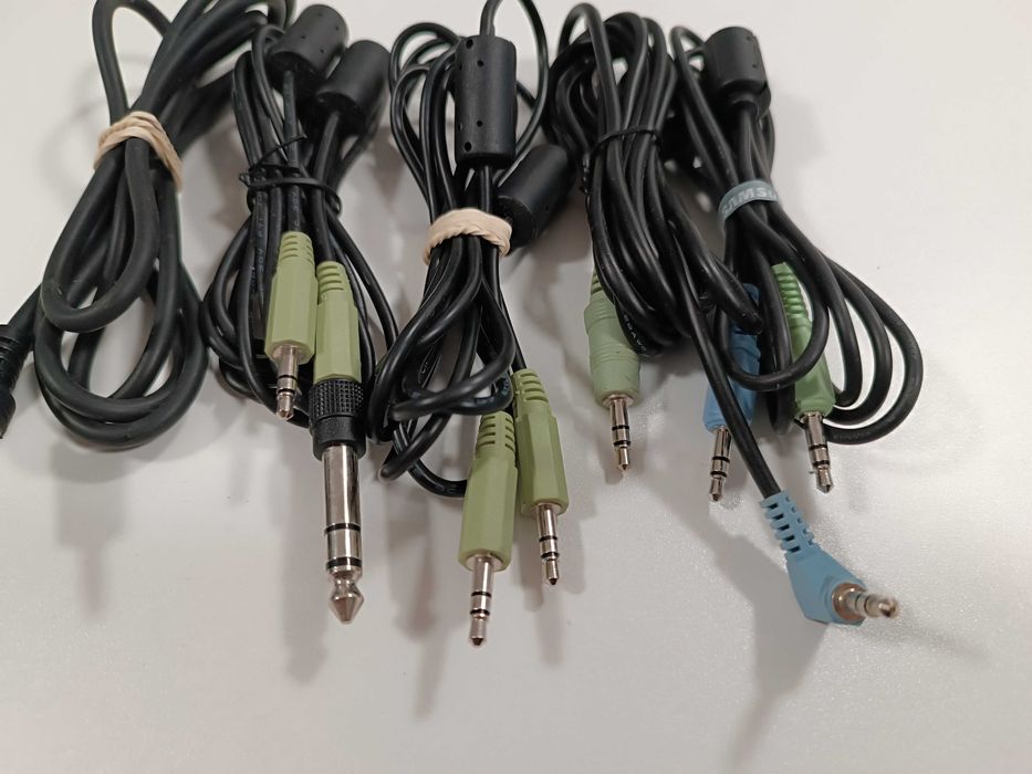 Cabluri IT / Audio / Video  (USB, VGA, DVI, SATA, alimentare)