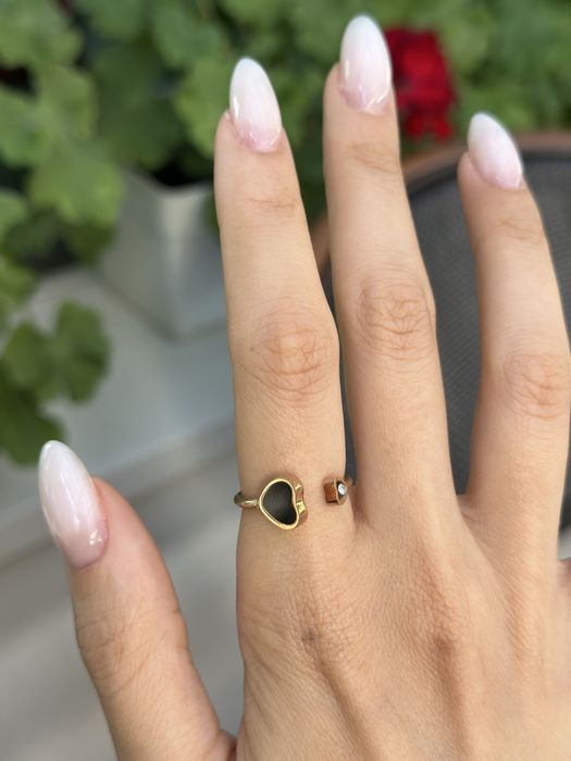 Позлатени гривни Chopard
