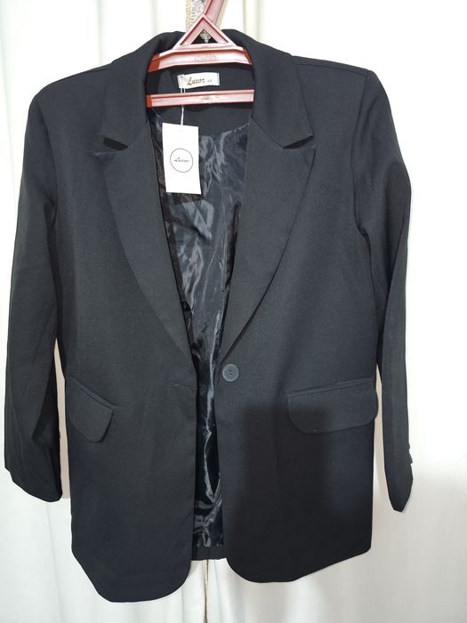 Костюм женская новый 3000 тг