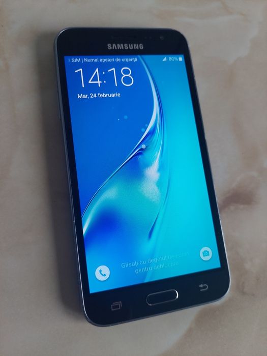 Vând Samsung Galaxy J3 DUOS impecabil și fără probleme //poze reale