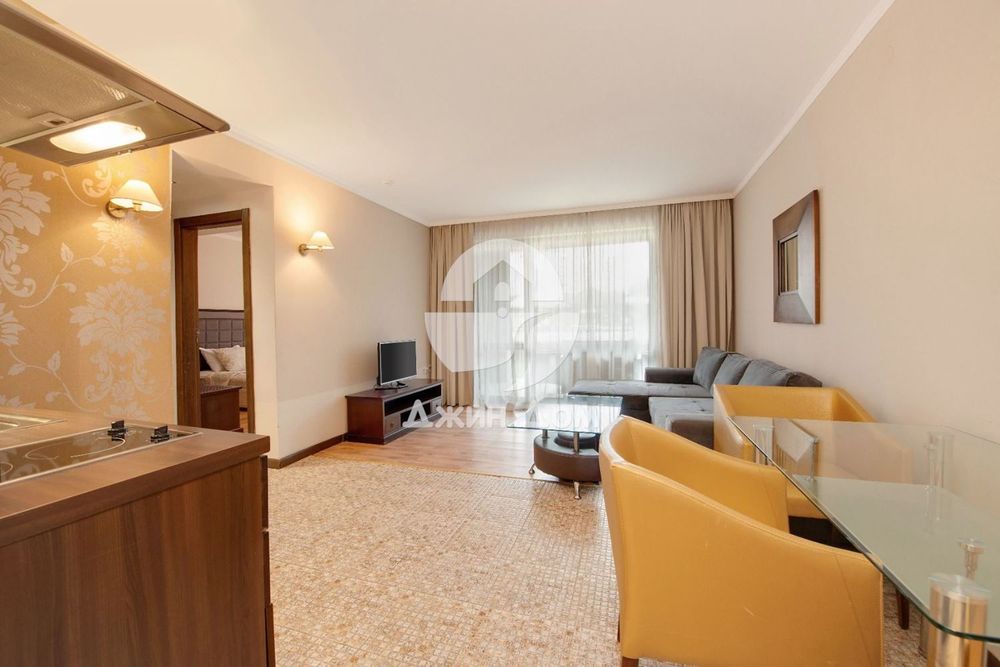 Продава се Двустаен апартамент в Свети Влас - 70 кв.м за 1428 €/кв.м - Снимка #1