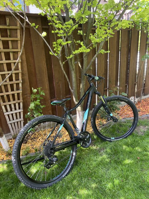Bicicleta cube acces Black/Mint (27,5)