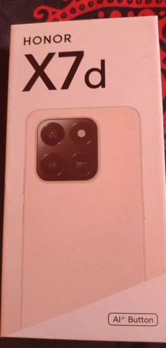 Vând Honor X7d  la cutie