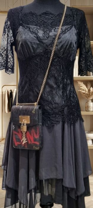 Geanta crossbody DKNY piele model graffiti