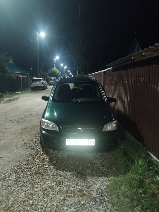 Опель Зафира а 2000 г