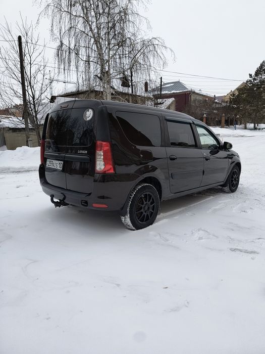 Продам машину largus