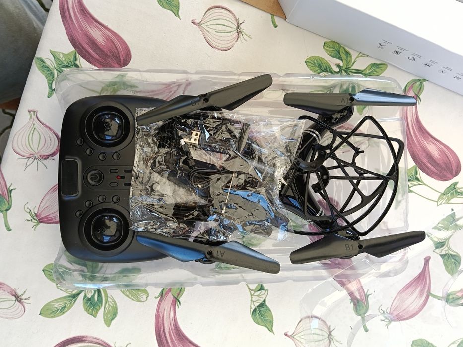 Drona fara camera