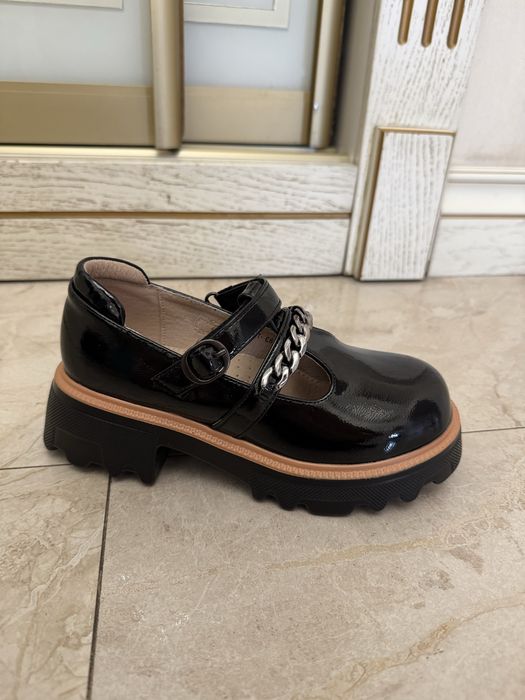 Туфли на девочку