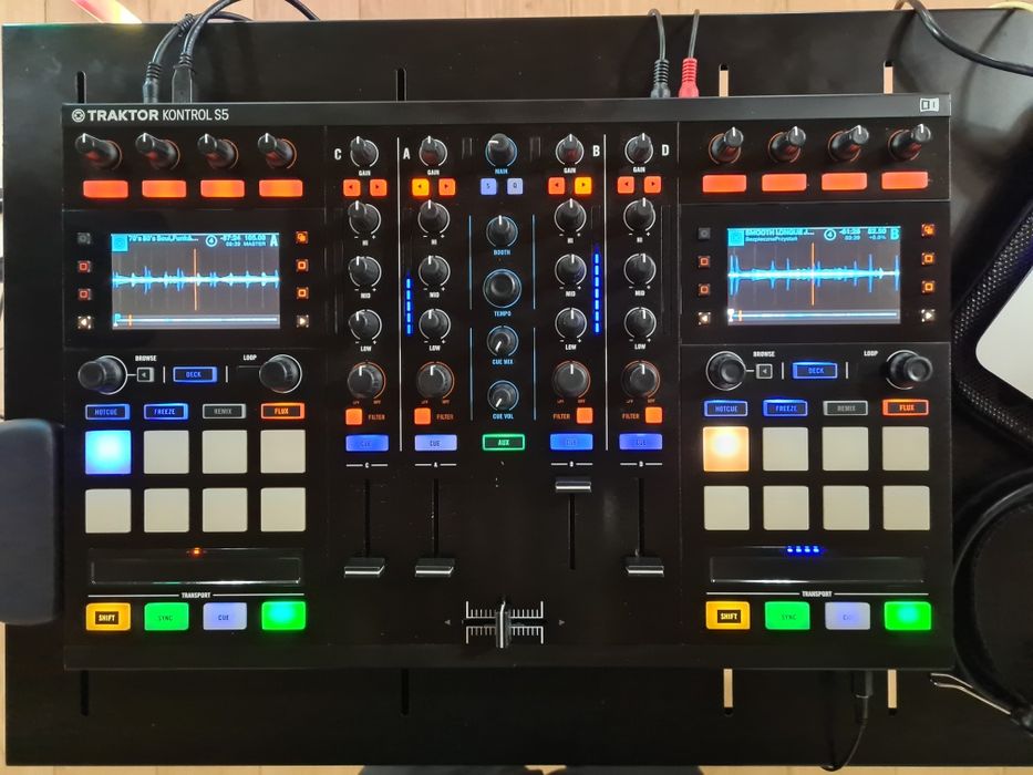 Traktor Kontrol S5