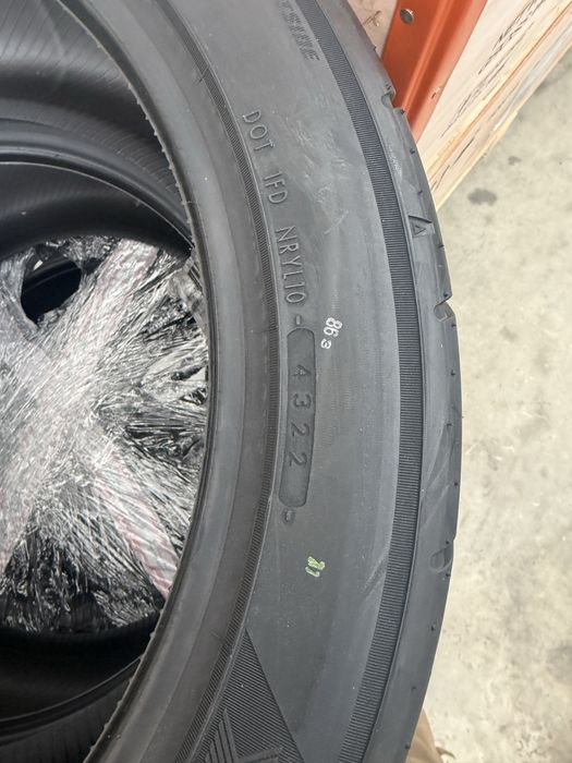 Нови!!!Yokohama Advan Neuva AD09 255/40/19 DOT 22