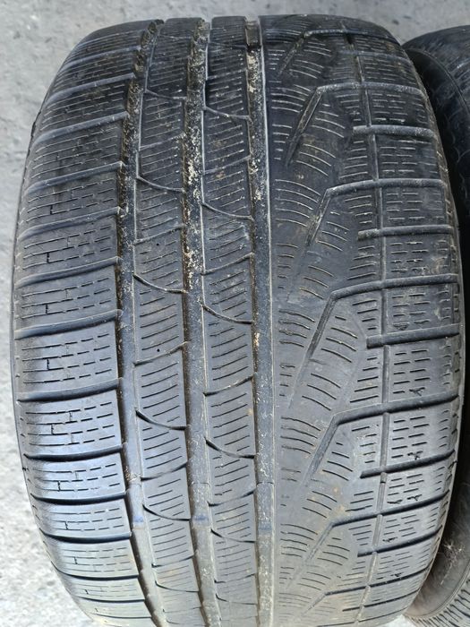 Гуми -20цола-285/35-1бр.-70лв."PIRELLI"
