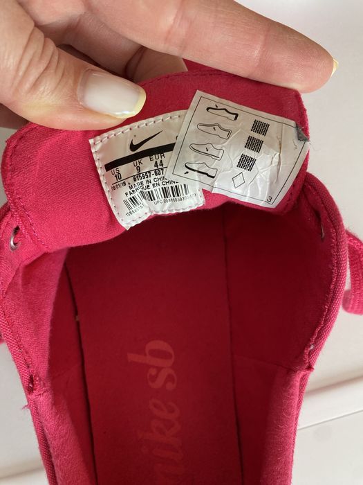 Цикламени кецове Nike от плат 44 номер