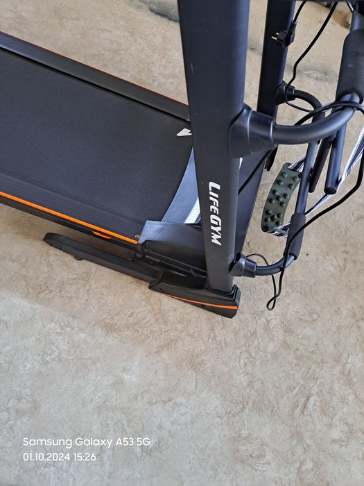 Тренажеры Велотренажер беговая дорожка атлетика фитнесс